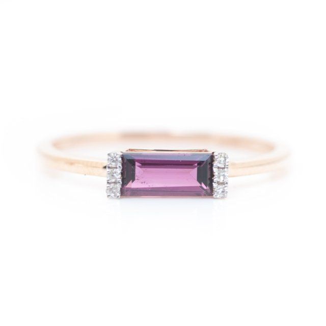 Garnet & Diamond Ring AGI200881