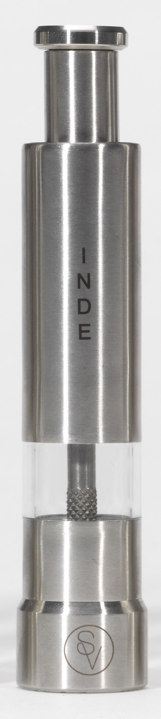 Poivrier à pression 14 cm en métal gravé S&V INDE