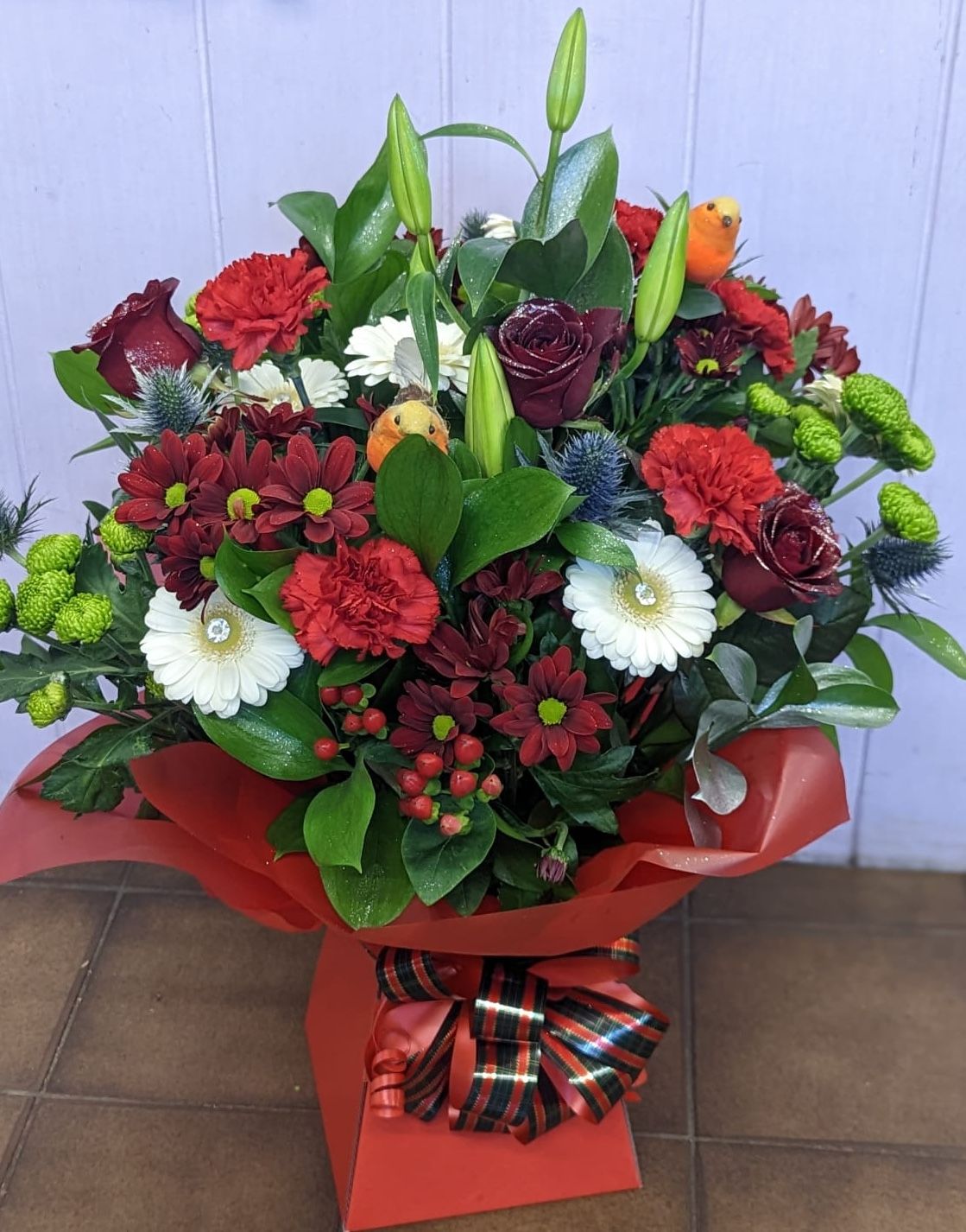 Deluxe Christmas Vase