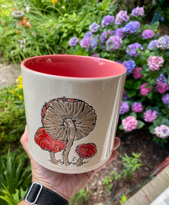 Mushroom with Red Interior 5&quot; Planter