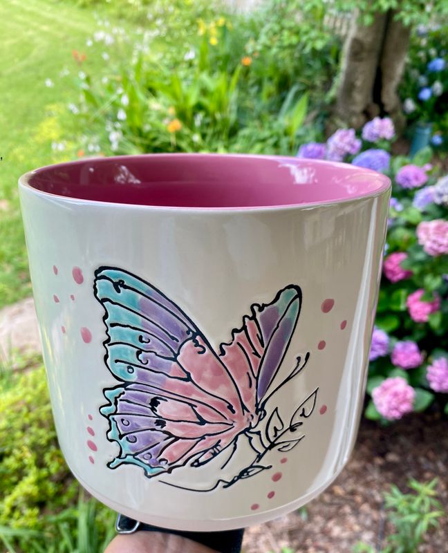 Butterfly 6.5&quot; Planter with Pink Inside