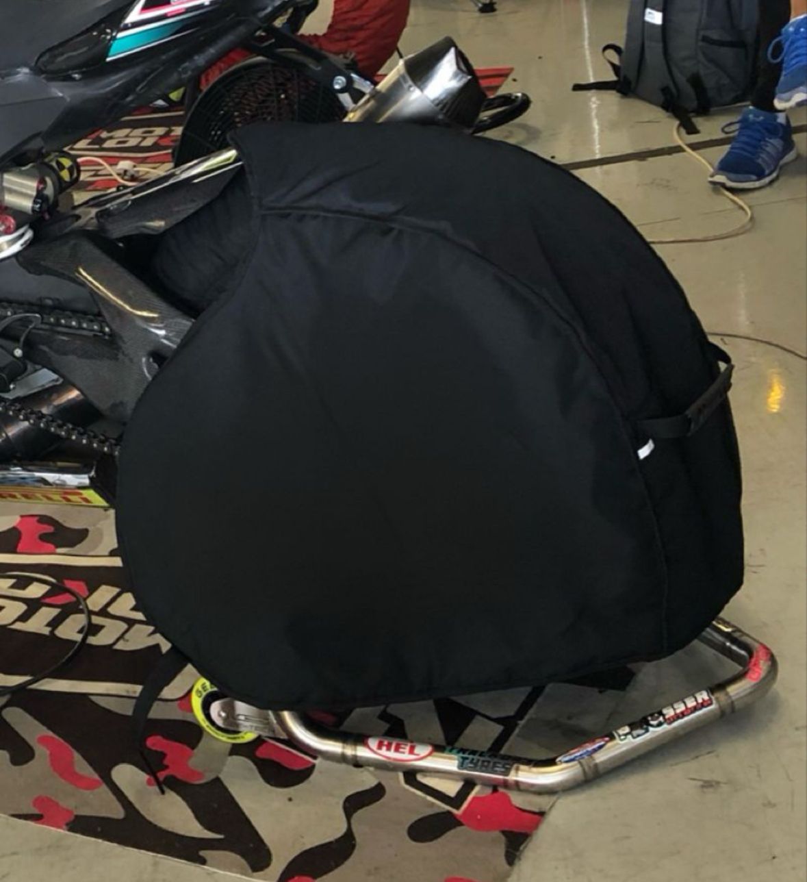 Tyre Warmer Blankets / Wind Stoppers- Plain Black