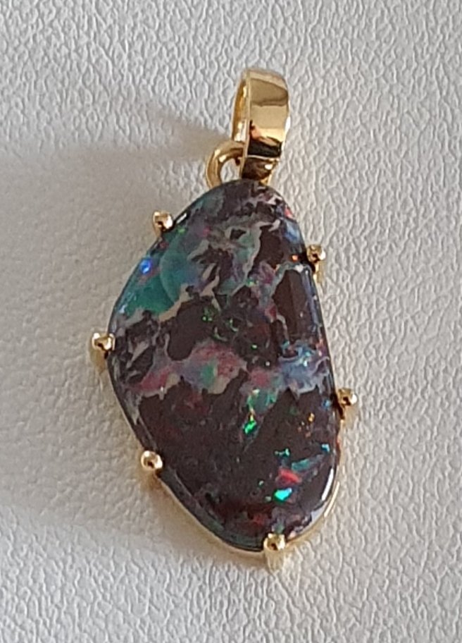 P8  Queensland Boulder Opal Pendant Set in 9ct Gold