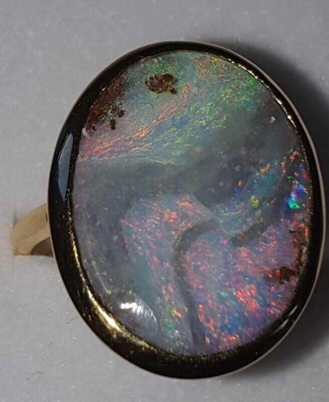 R13a  Opal measures 13 x 18mm. Size 6 1/2 USA  N Australia & UK