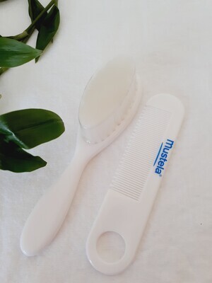 Ensemble brosse et peigne pour bébé  /  Baby Brush and Comb set