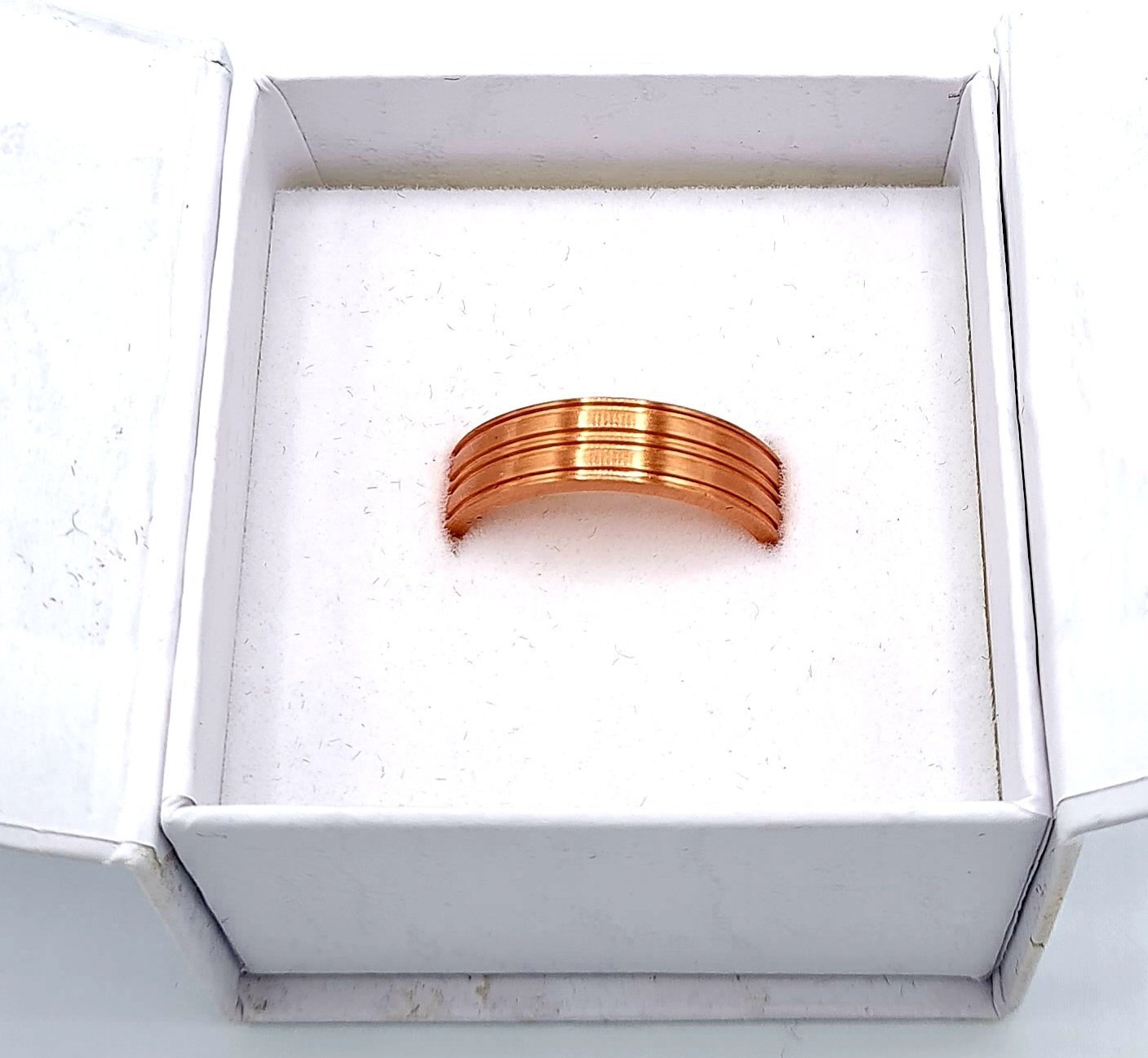 BAGUE MAGNETIQUE CUIVRE STRIE PLUS 2 AIMANTS A BAGUE OUVERTE