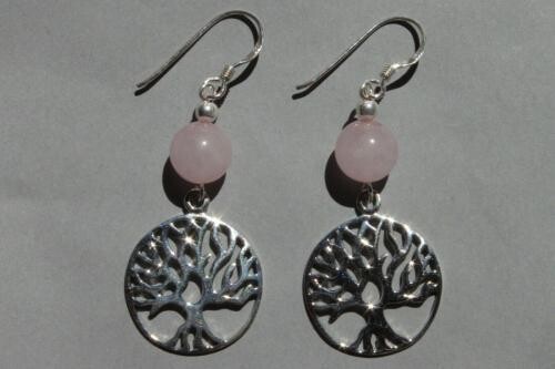 Boucles d'oreilles ARBRE DE VIE ARGENT ET PERLES NATURELLES QUARTZ ROSE NATURELLES
QUARTZ ROSE en lithothérapie C'est la pierre du pardon et de la paix Boucles d'oreilles ARBRE DE VIE ARGENT ET PERLES NATURELLES QUARTZ ROSE NATURELLES
QUARTZ ROSE en lithothérapie C'est la pierre du pardon et de la paix