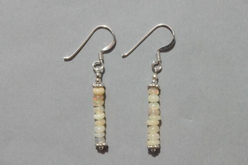 Boucles d'oreilles tout ARGENT ET PERLES NATURELLES TIGE en OPALE d'ETHIOPIE
LITHO THERAPIE L'OPALE grace à son intense beauté fait miroir à notre MOI de lumière Boucles d'oreilles tout ARGENT ET PERLES NATURELLES TIGE en OPALE d'ETHIOPIE
LITHO THERAPIE L'OPALE grace à son intense beauté fait miroir à notre MOI de lumière