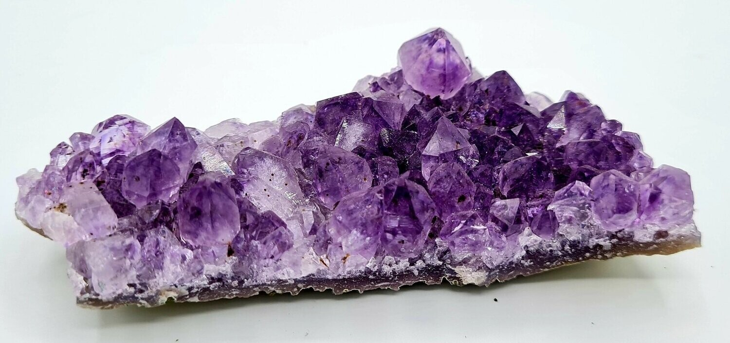 MAGNIFIQUE DRUSE AMETHYSTE D'URUGUAY PETITE GEODE PLATE