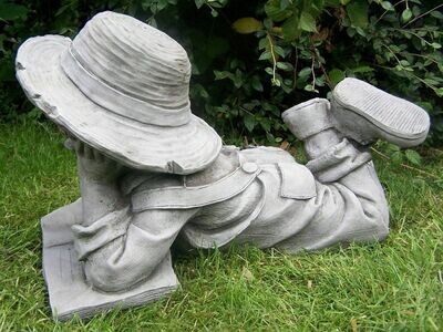 Stone Effect Garden Ornaments, Outdoor Decor, Reading Little Boy and Reading Little Girl