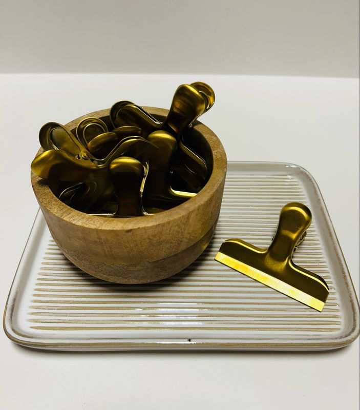 Gold Clip