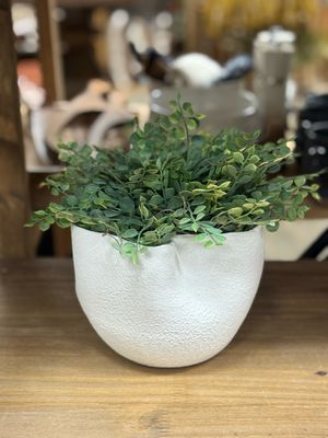 11" Cherub Vine Sphere