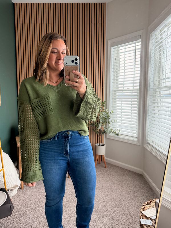 Open Knit Sleeve Top