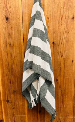 Nat/Green Stripe Throw Blanket