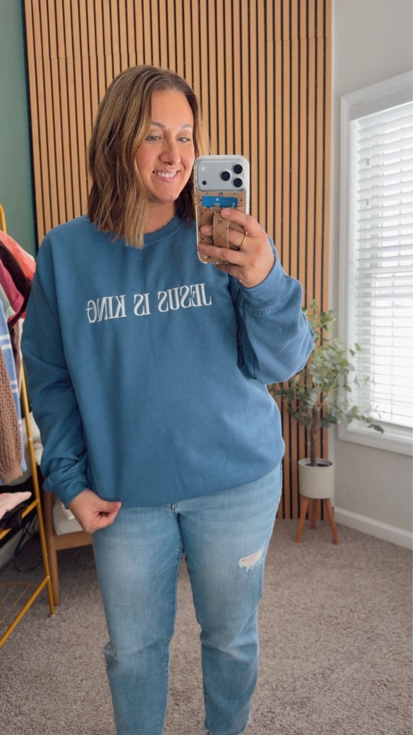 Jesus is King Sweatshirt