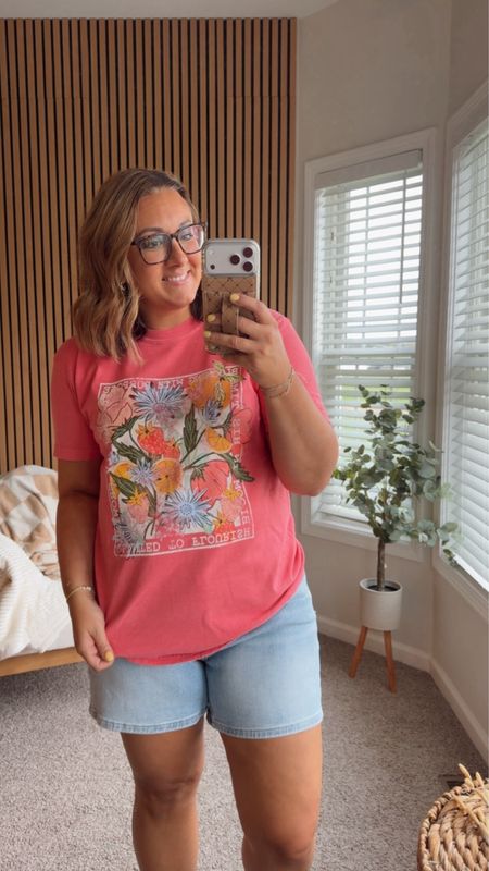 Blooming Tee
