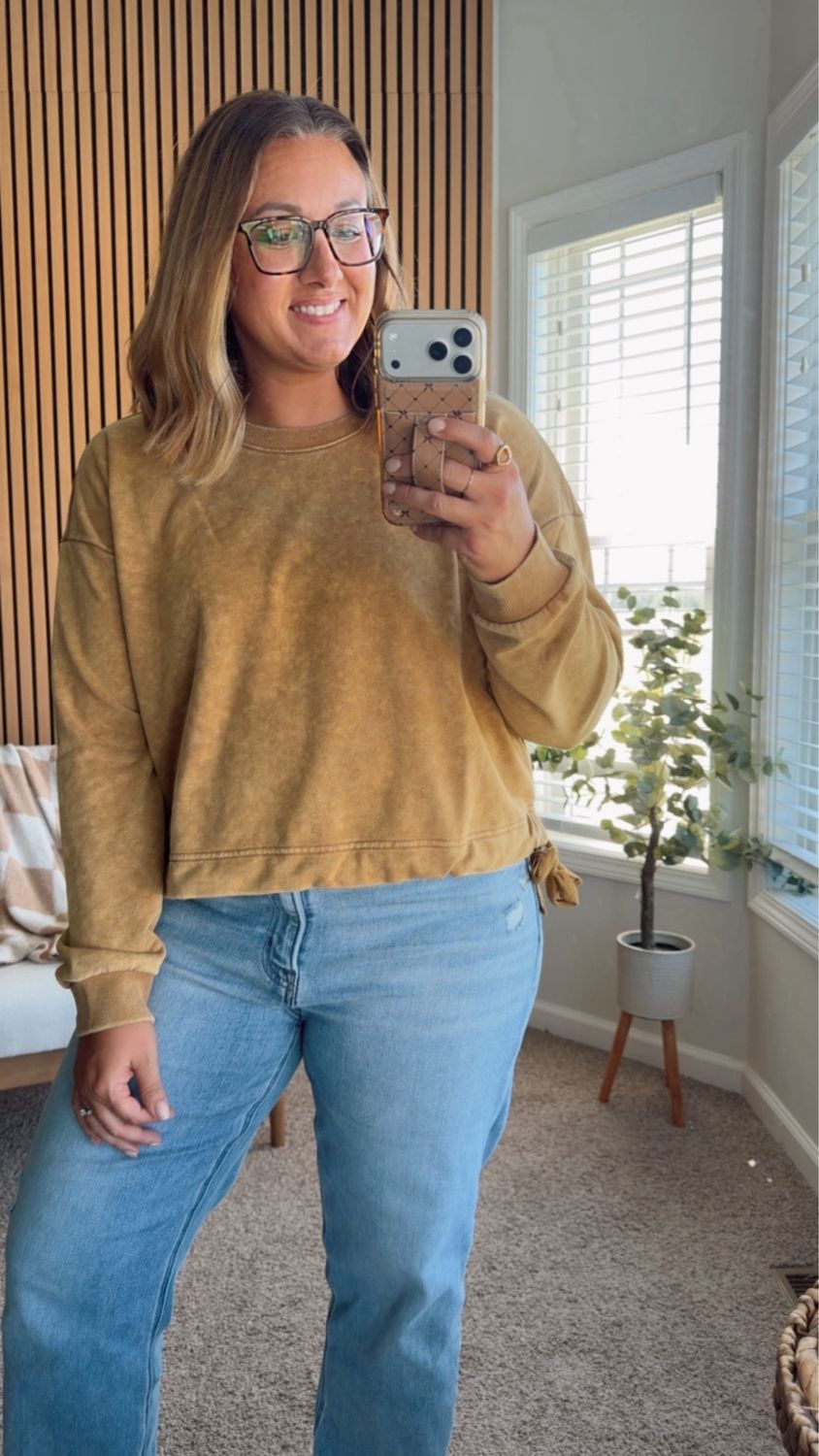 Mineral Washed Sweatshirt