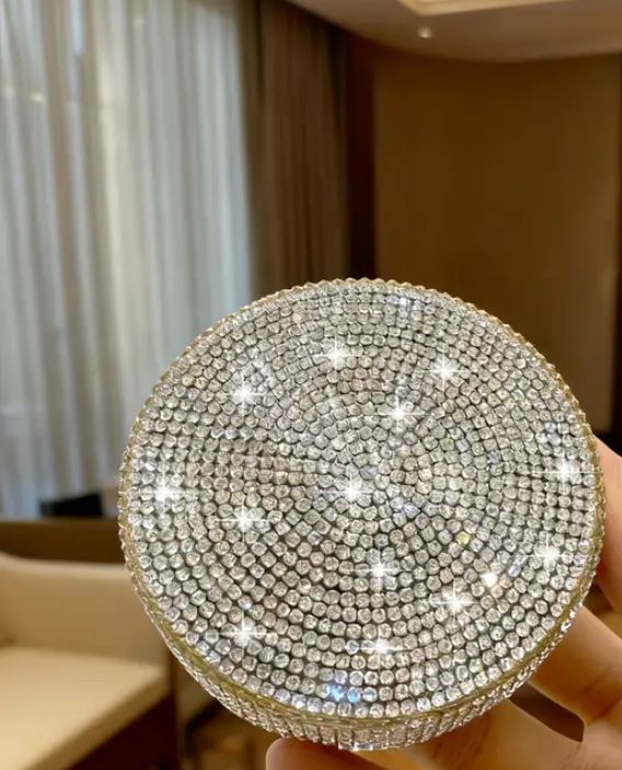 Empress powder Puff Case &amp; Mirror!