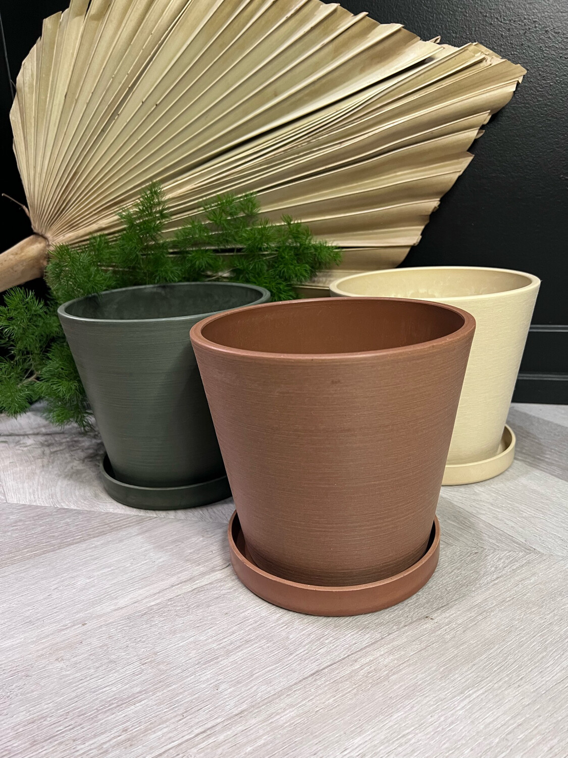 TERRACOTTA TAPERED PLANTER W/ SAUCER 7