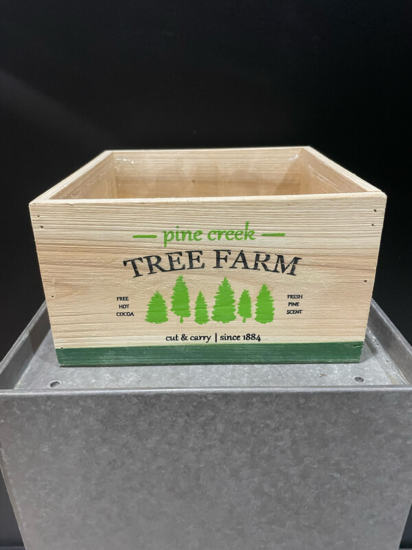 PINE CREEK TREE FARM BOX MEDIUM 8"