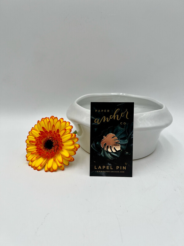MONSTERA LEAF LAPEL PIN