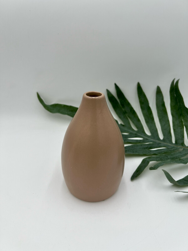CASHMERE MATTE VASE TAUPE 6.5"H