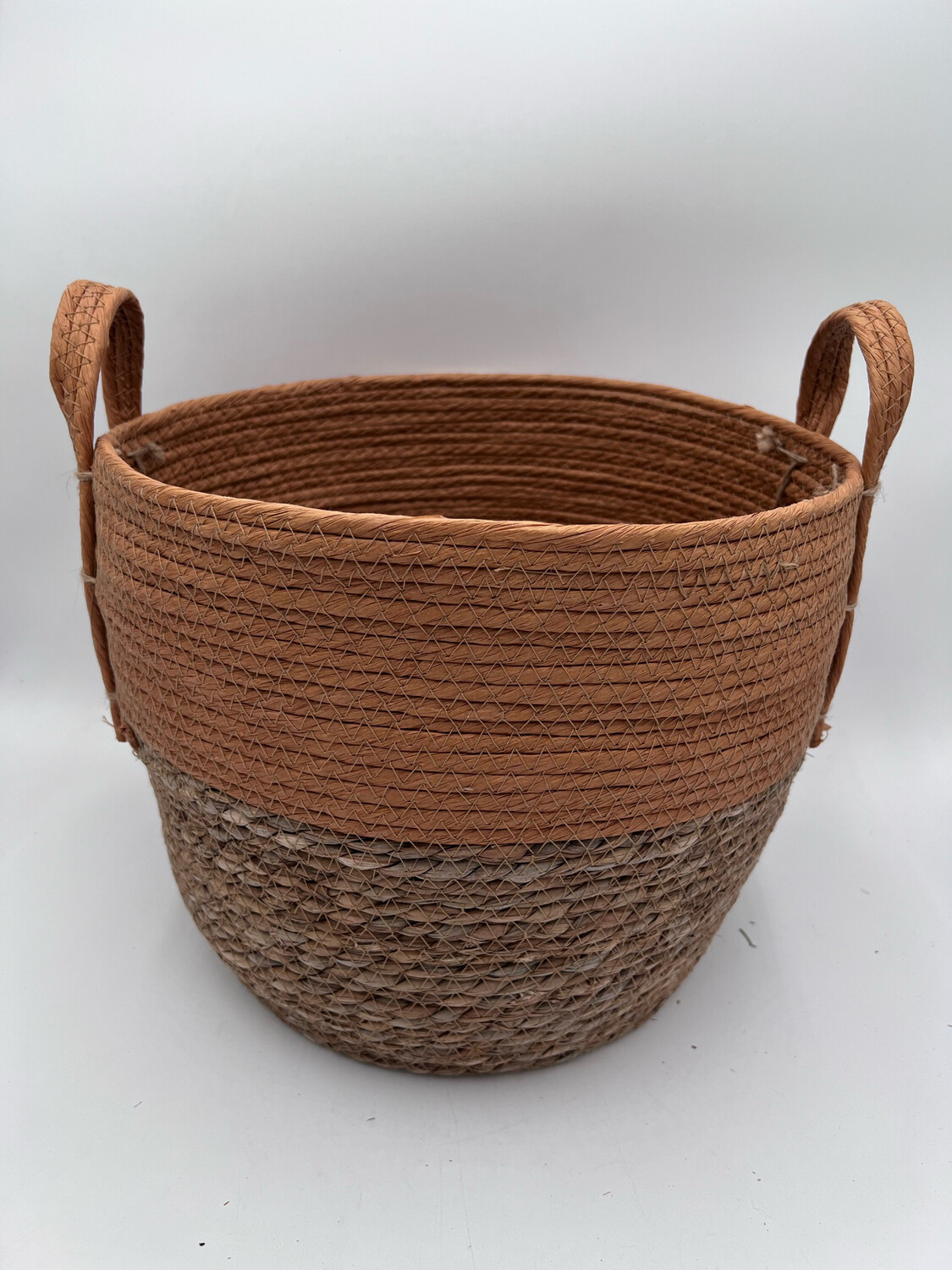 RUST/NATURAL ROUND BASKET 14"