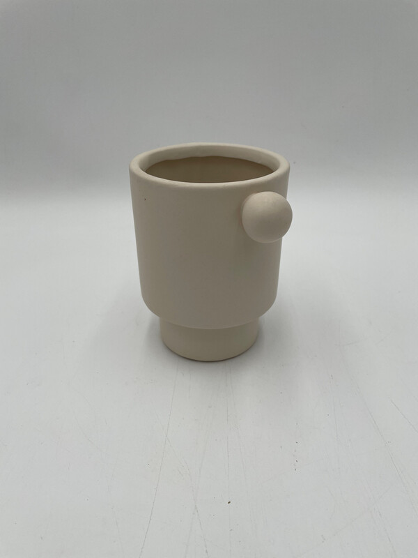 CREAM GLAZED MODERN VASE 4"