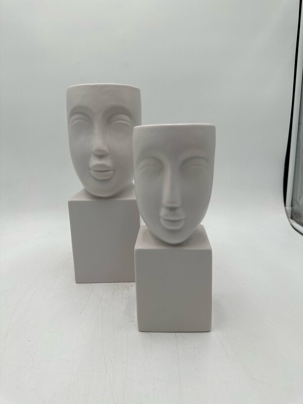 SAMOA FACE VASE ON PEDESTAL 11" H