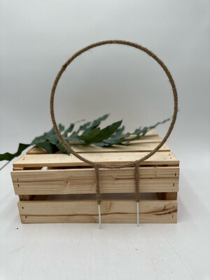 CIRCLE WIRE 8" TRELLIS WRAPPED IN HEMP