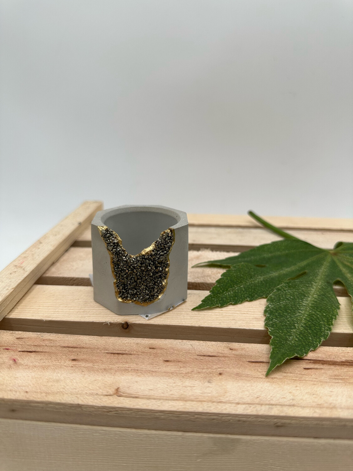 PYRITE GEODE PLANTER 1.5"