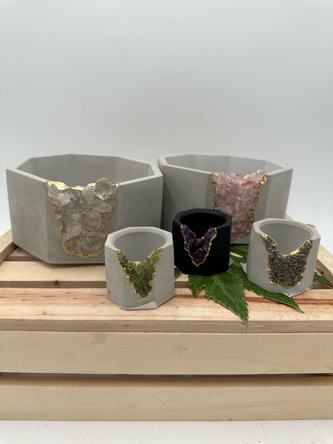 QUARTZ GEODE PLANTER 5"