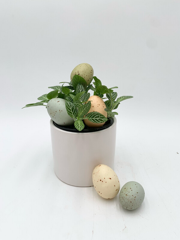 DECORATIVE FOAM EGGS
