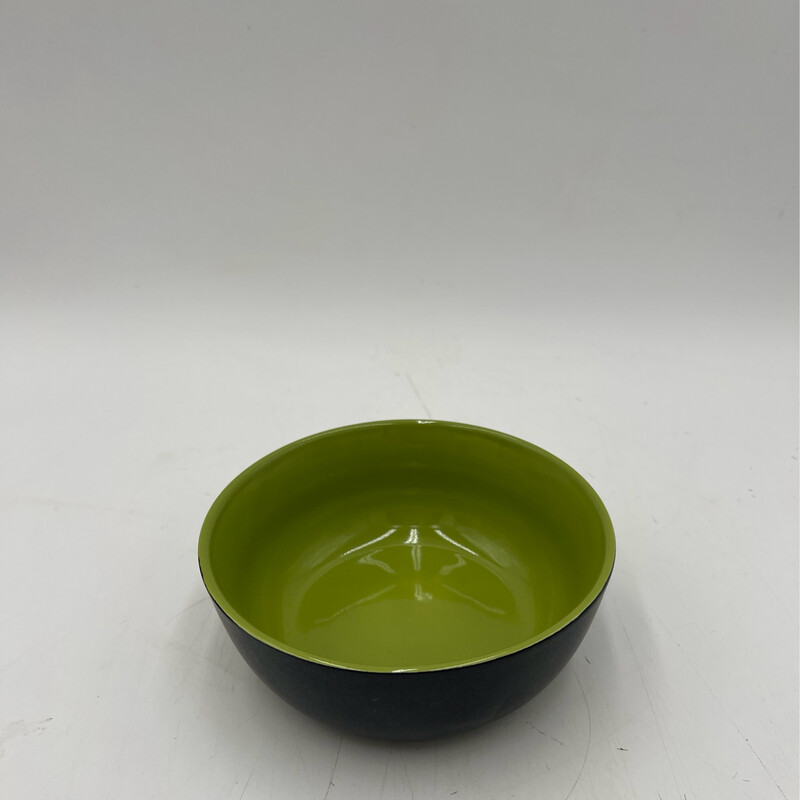 BLACK AND GREEN BOWL 5.5"