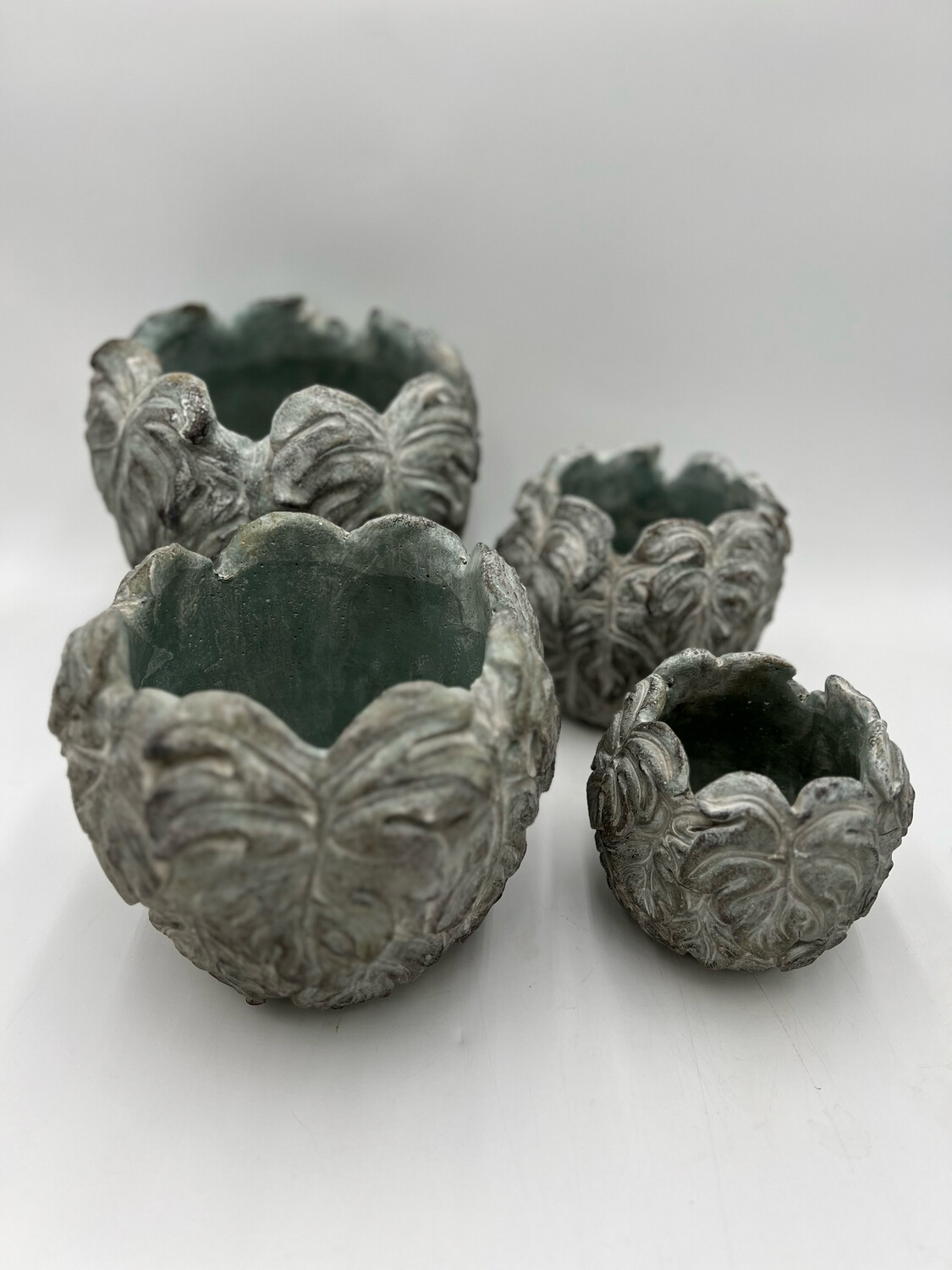 MONSTERA SMALL JUNGLE LEAF PLANTER 4"