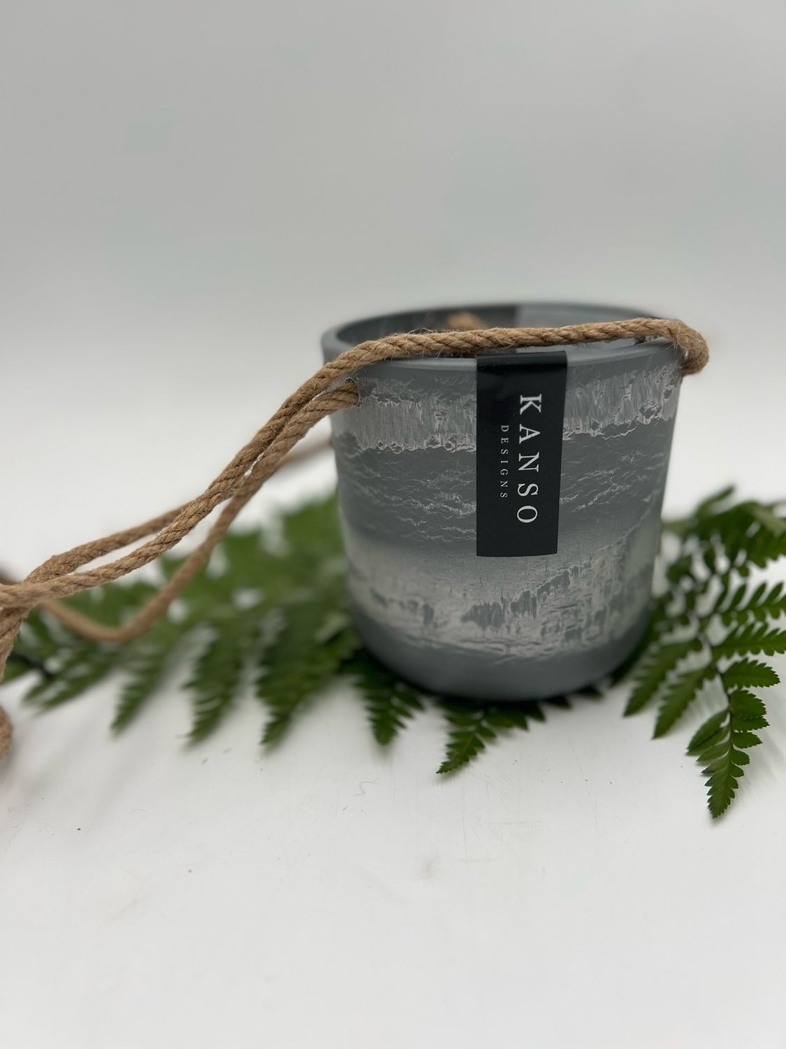 KANSO STONE GREY HANGING PLANTER 4"