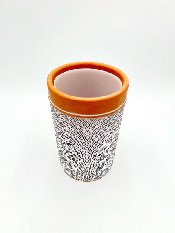 TERRACOTTA PATTERNED CYLINDRICAL POT W/ PLASTIC SLEEVE 4.5"