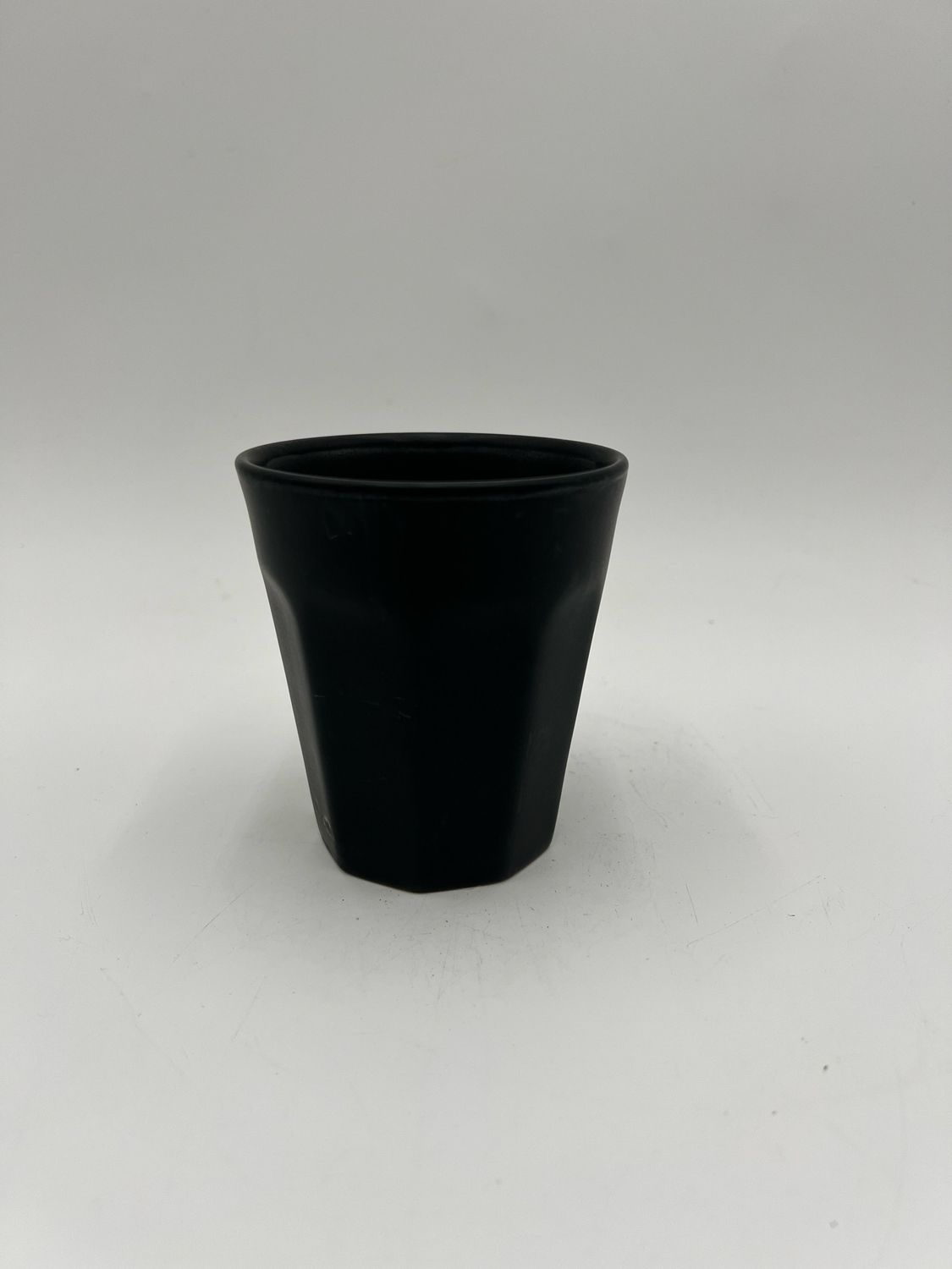 BLACK CERAMIC CUP 4"