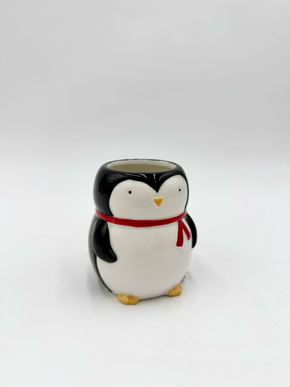 PENGUIN PLANTER 3.5" H