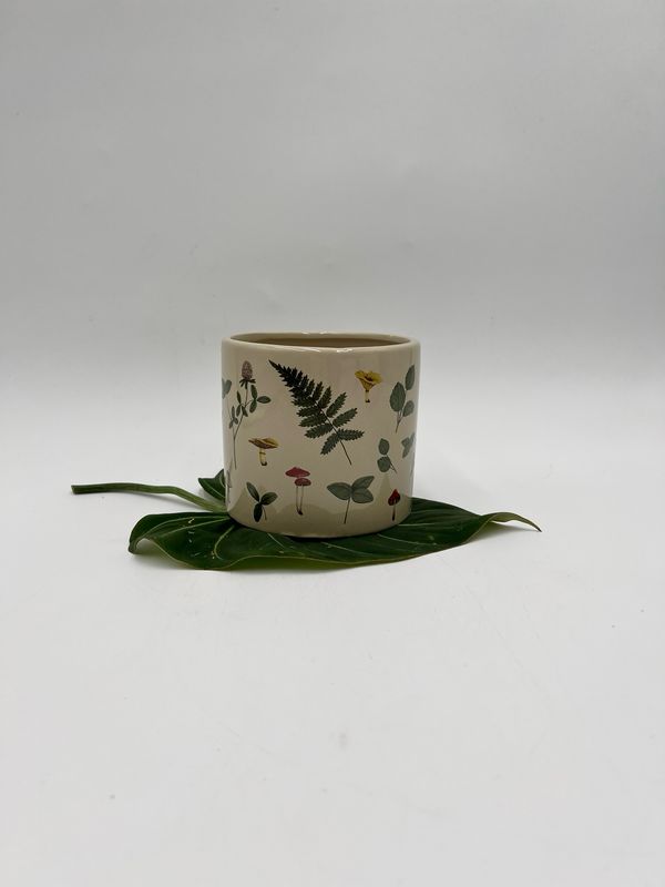 FOREST TREASURES POT 4"