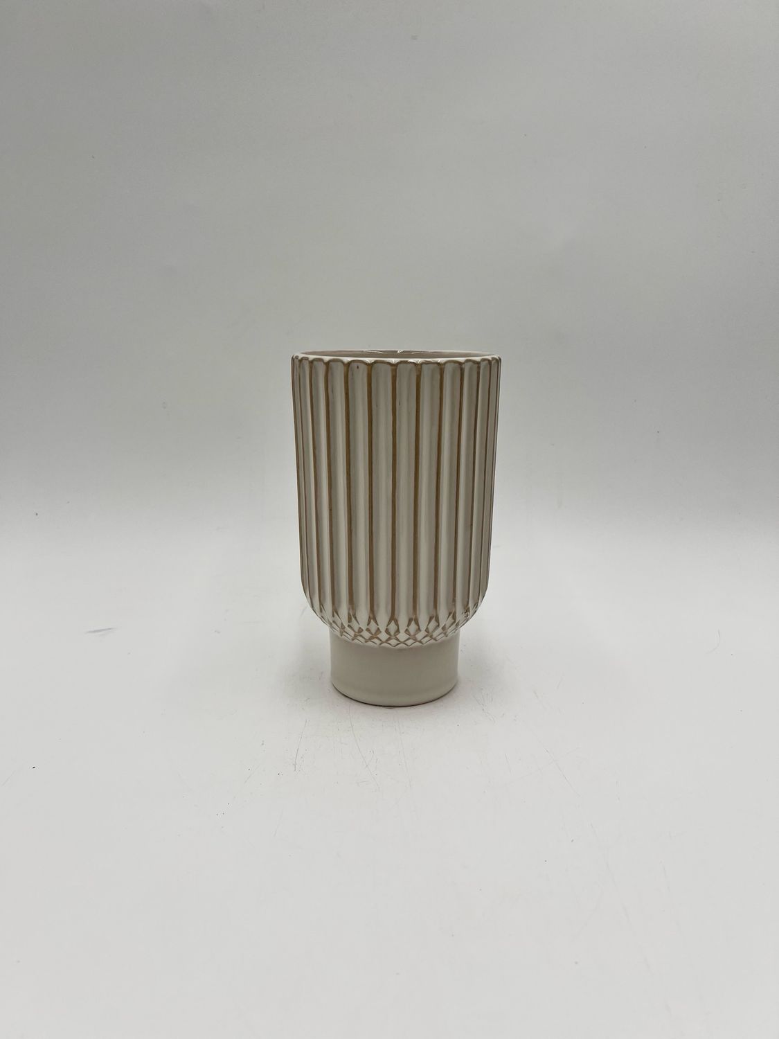 ROMAN CERAMIC VASE 8.5"