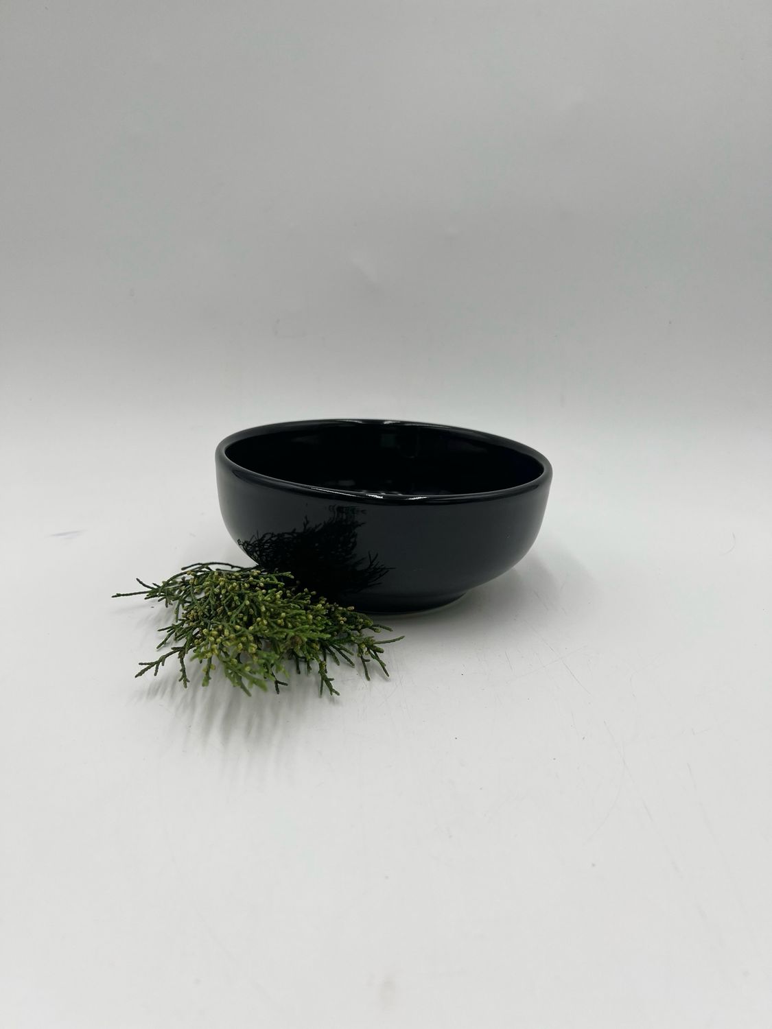 NAVY/BLACK BOWL