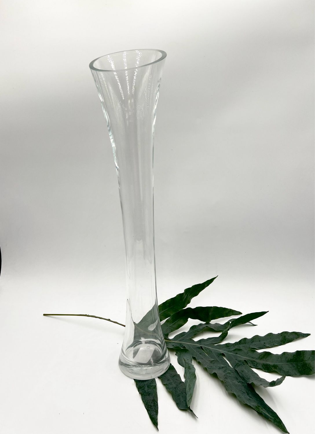 FLUTED GLASS VASE 18"