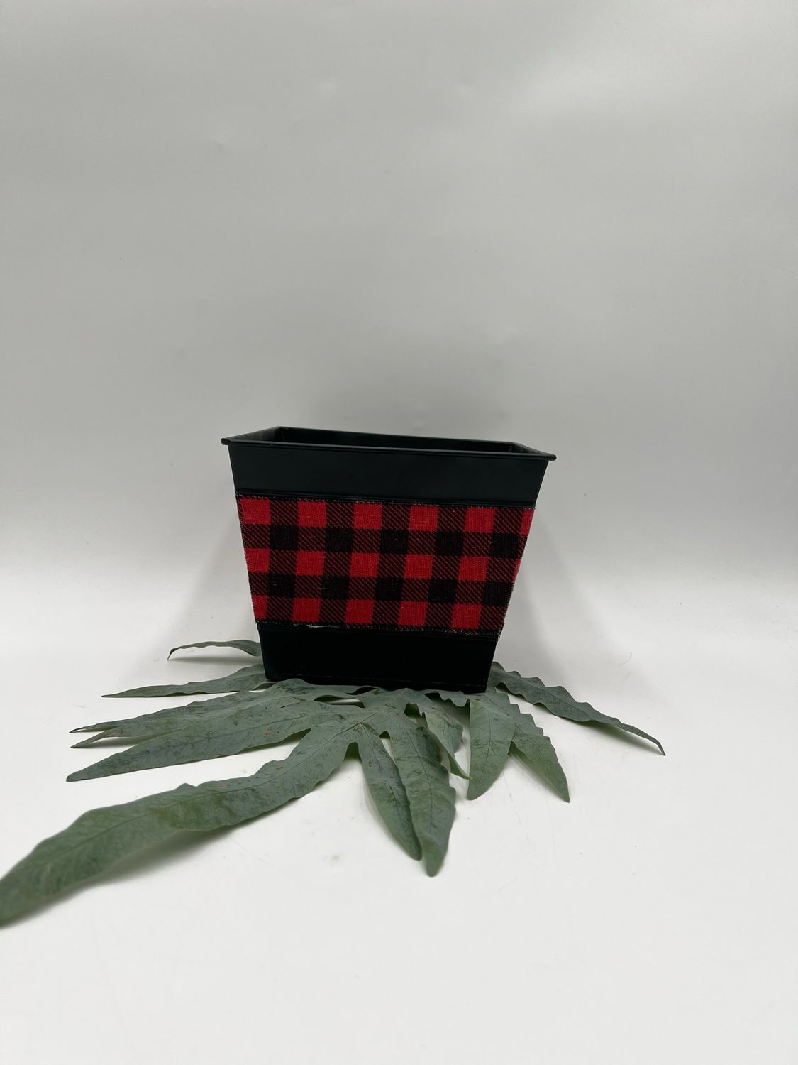PLAID CUBE