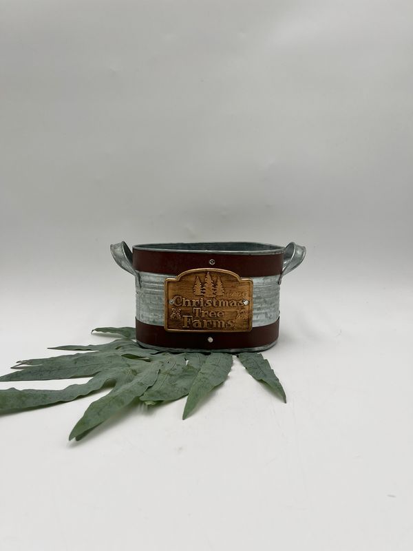 OVAL CHRISTMAS TREE TIN 4.5" H