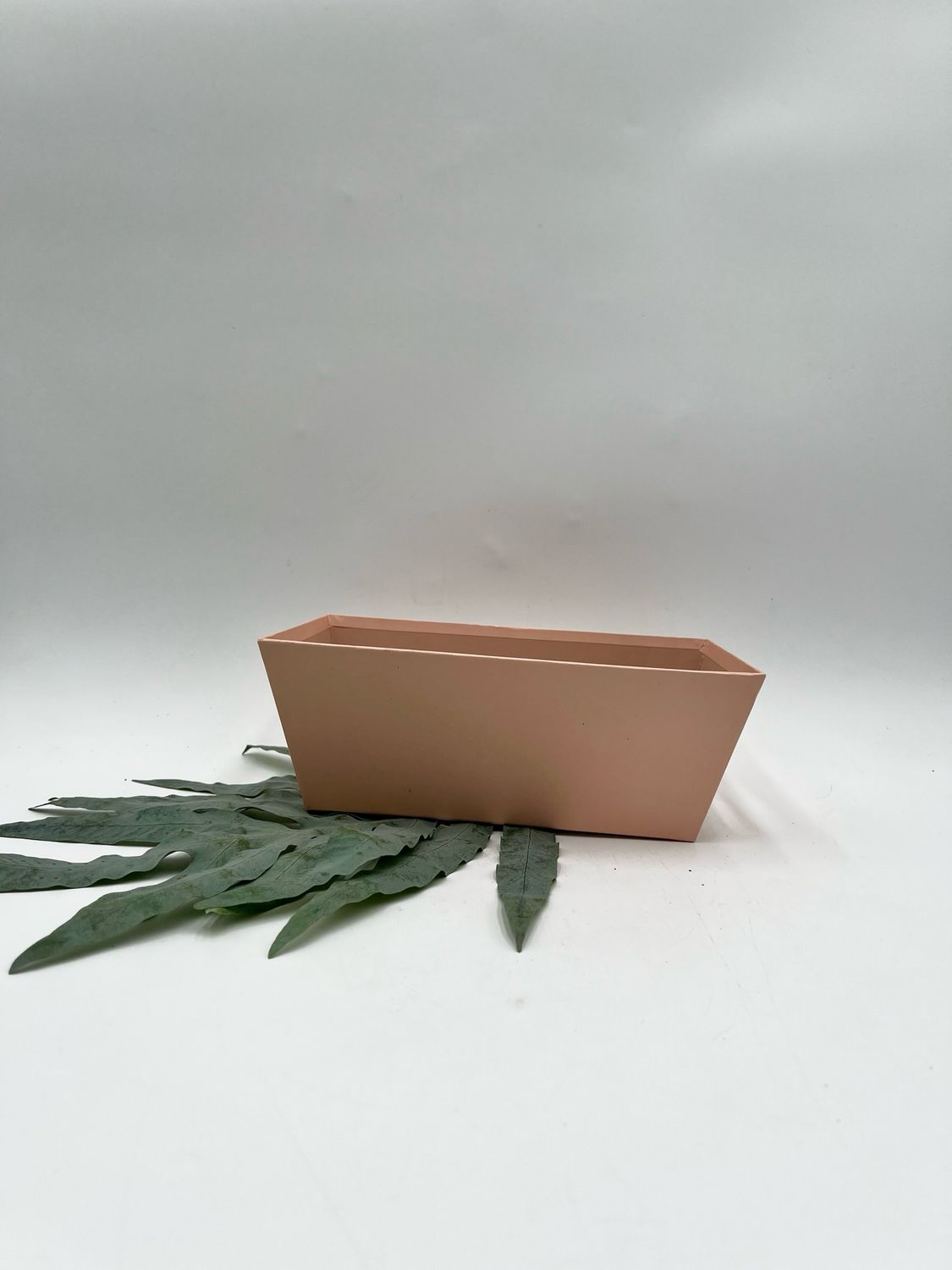 SMALL RECTANGLE BLUSH PAPERBOARD TRAY 9.5"