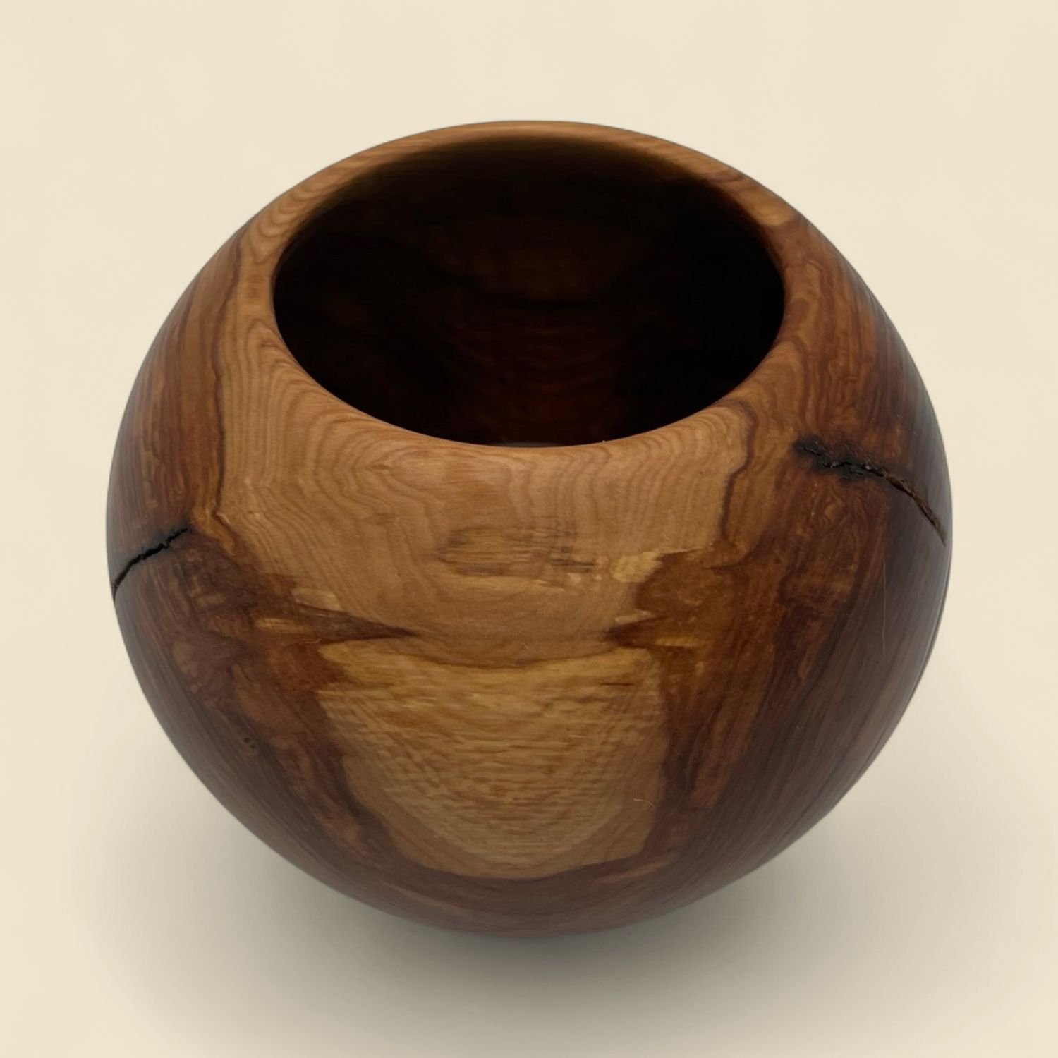 HANDTURNED RUSSIAN OLIVE 3.5"