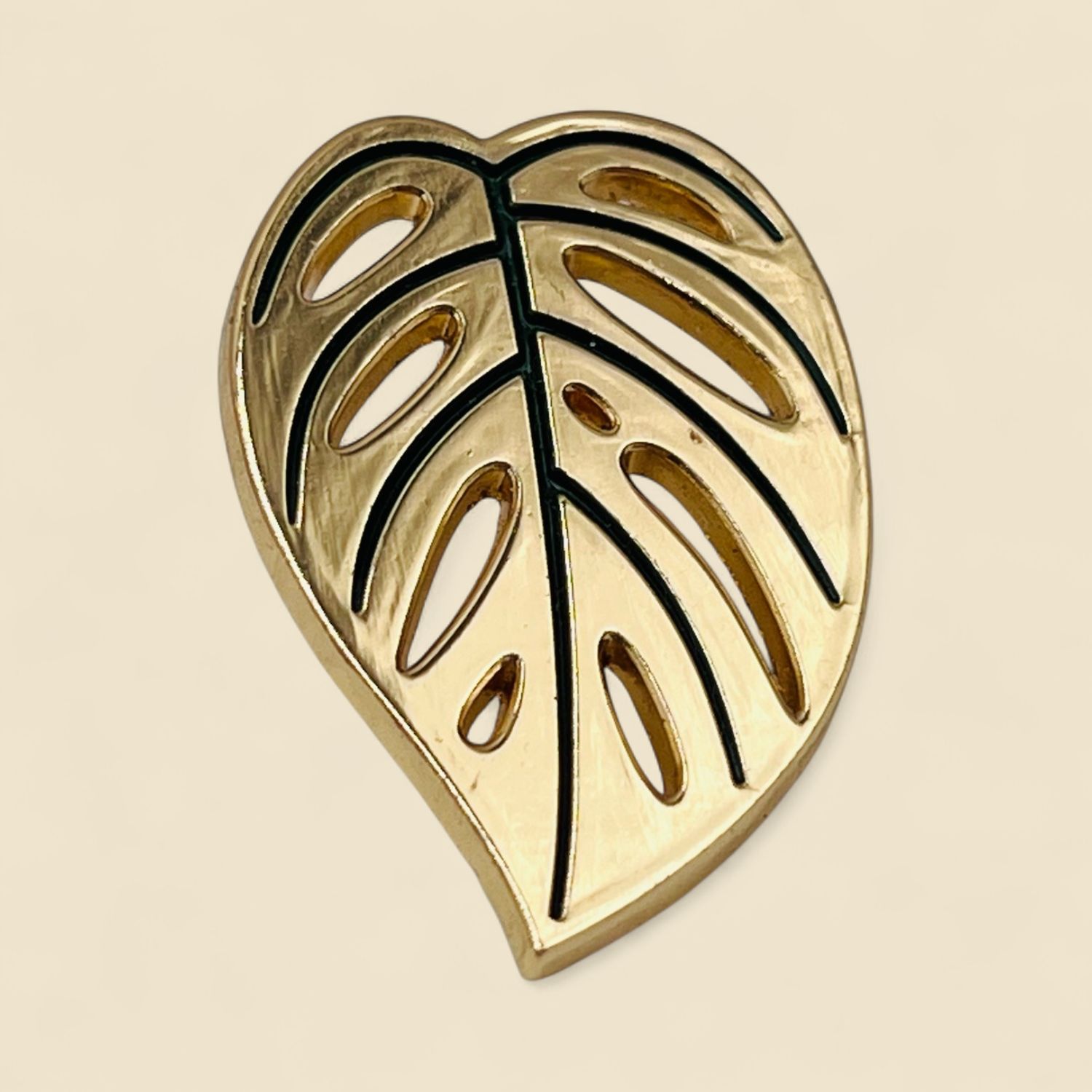 SWISS CHEESE MONSTERA ADANSONII LAPEL PIN