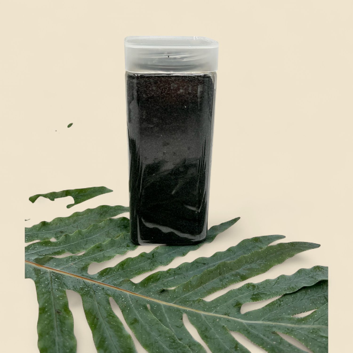 BLACK DECORATIVE SAND 800G