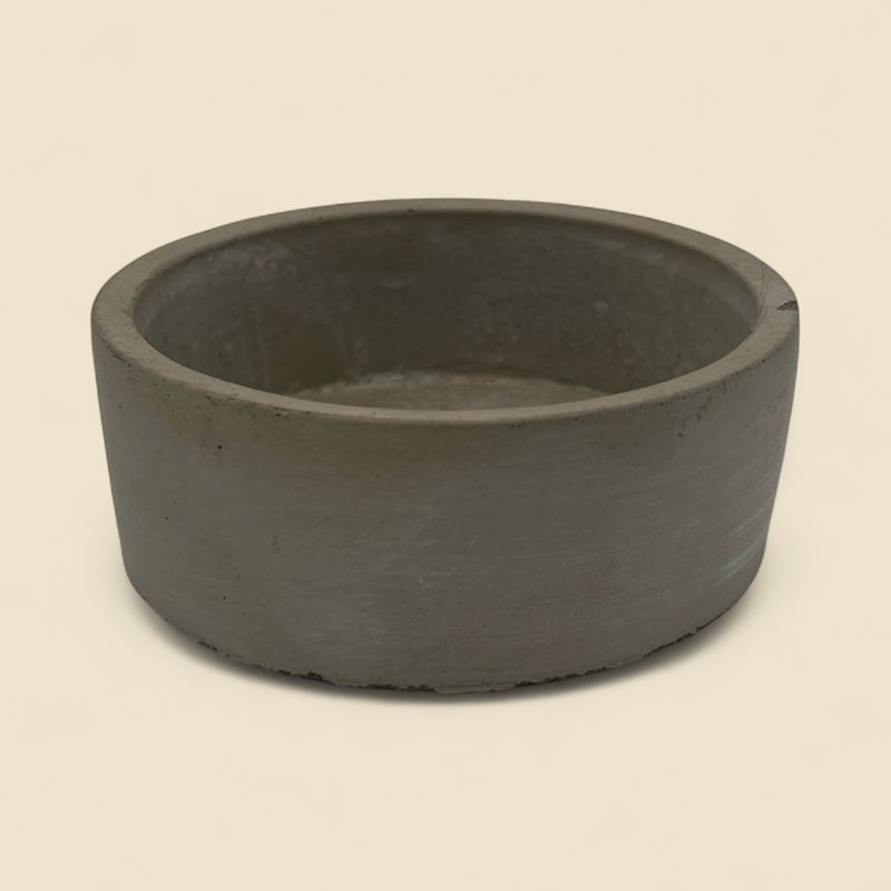 ABBY CEMENT ROUND DISH 5"